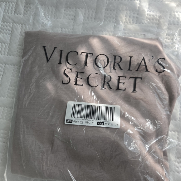 Victoria's Secret Beige Jogger Pants - Picture 4 of 6
